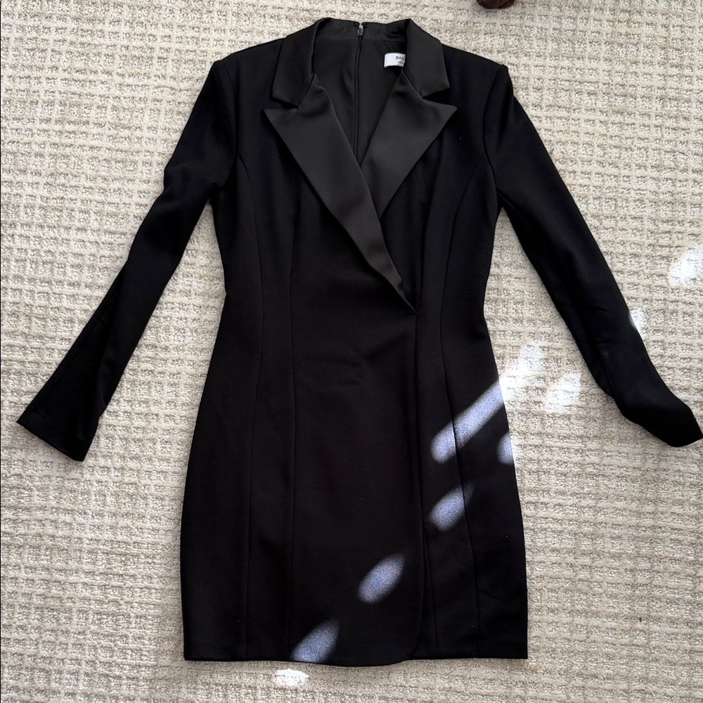 Bailey 44 Black Satin Lapel Long Sleeve Sheath Dress